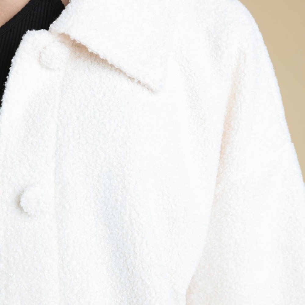 🐰Super Cute Over Sized Ivory Coat🐰 - Picture 4 of 4